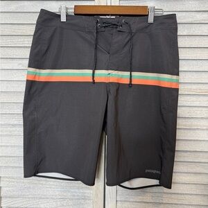 Patagonia Men’s Board Shorts Size 32